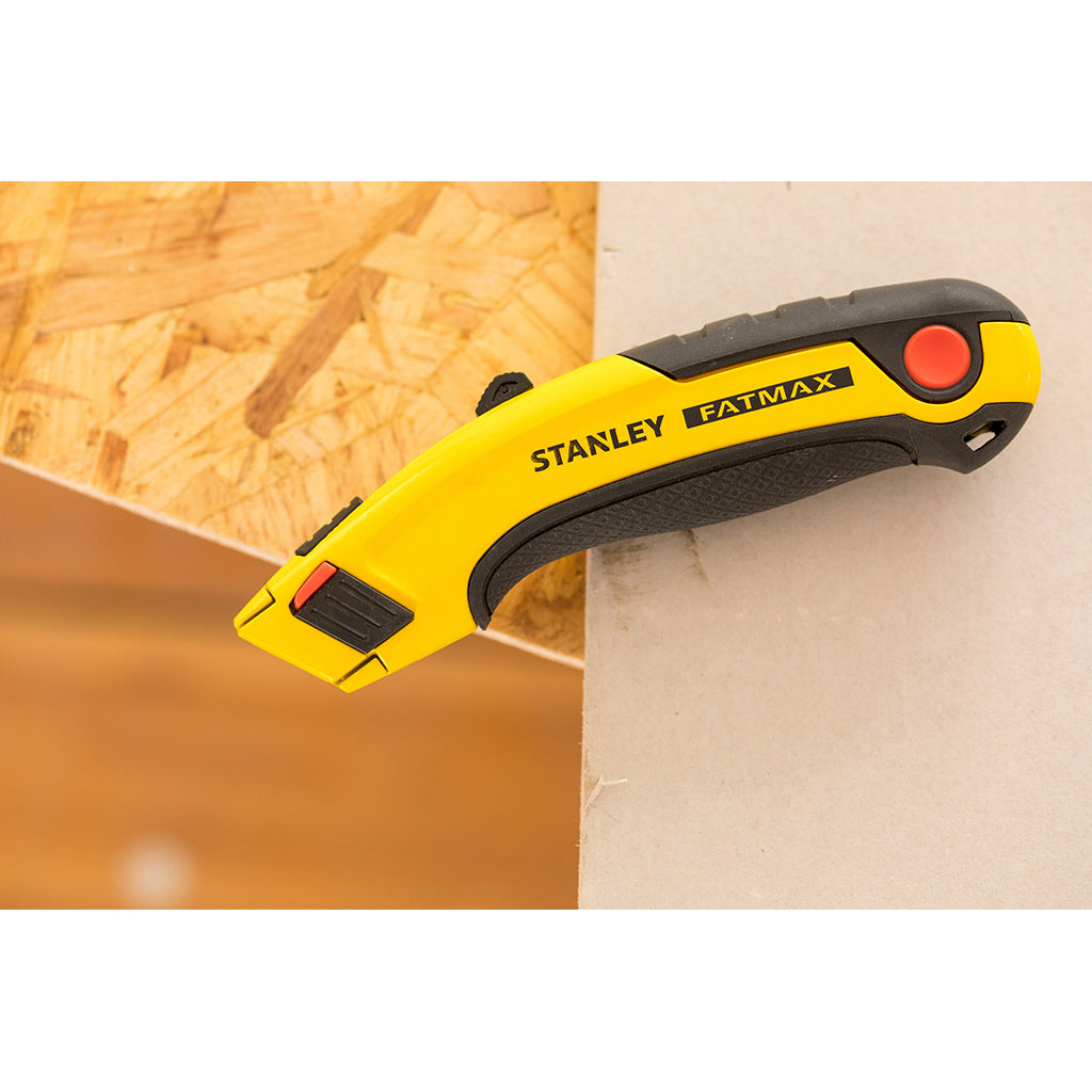 STANLEY FATMAX Retractable Utility Knife With 5 Blades | 0-10-778