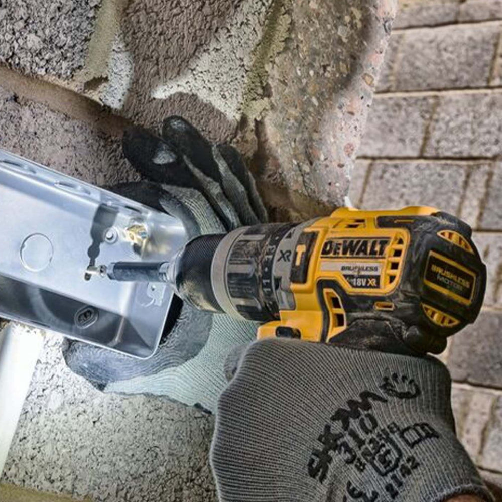 DEWALT 18V Brushless Hammer Drill | DCD796M2