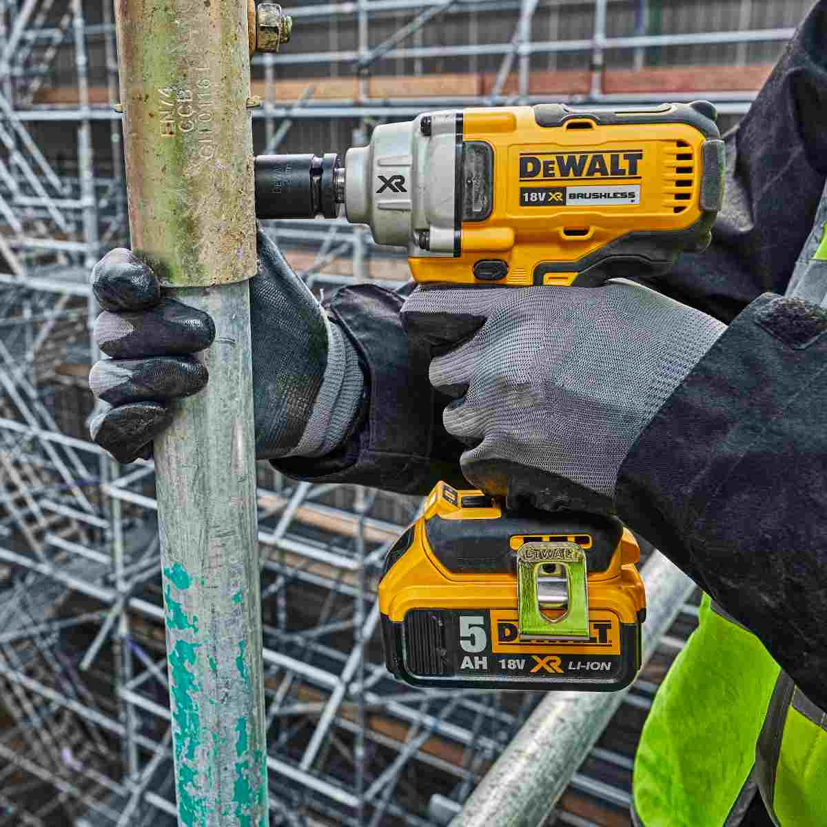 DEWALT 18V Impact Wrench with Precision Wrench Control| DCF894P2