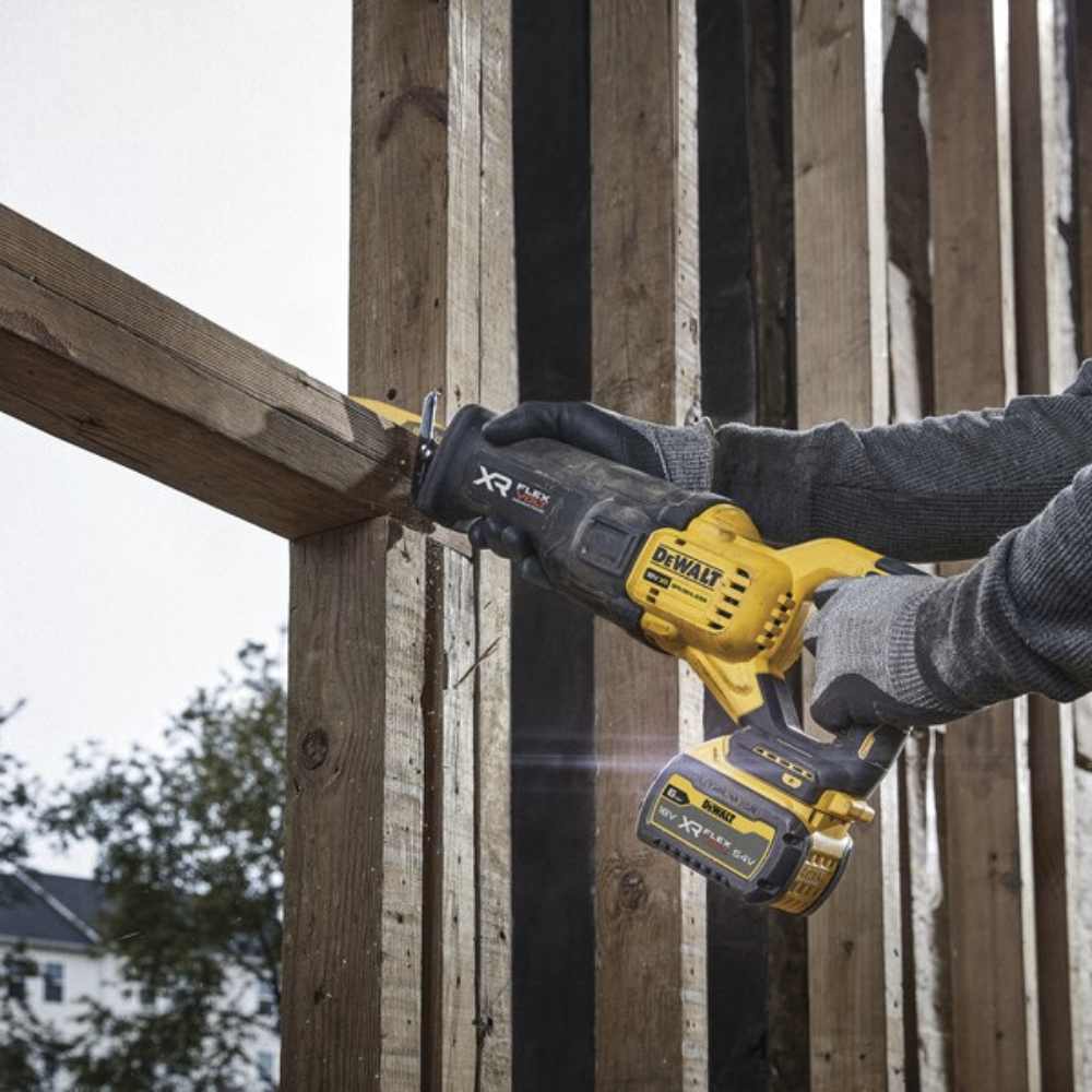 DEWALT 18V Flexvolt Advantage Recip Saw | DCS386NT-XJ
