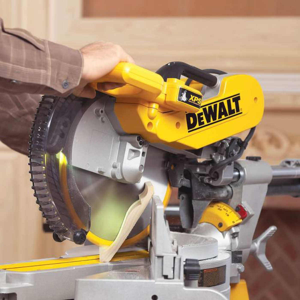 DEWALT Sliding Compound Mitre Saw 305mm | DWS780