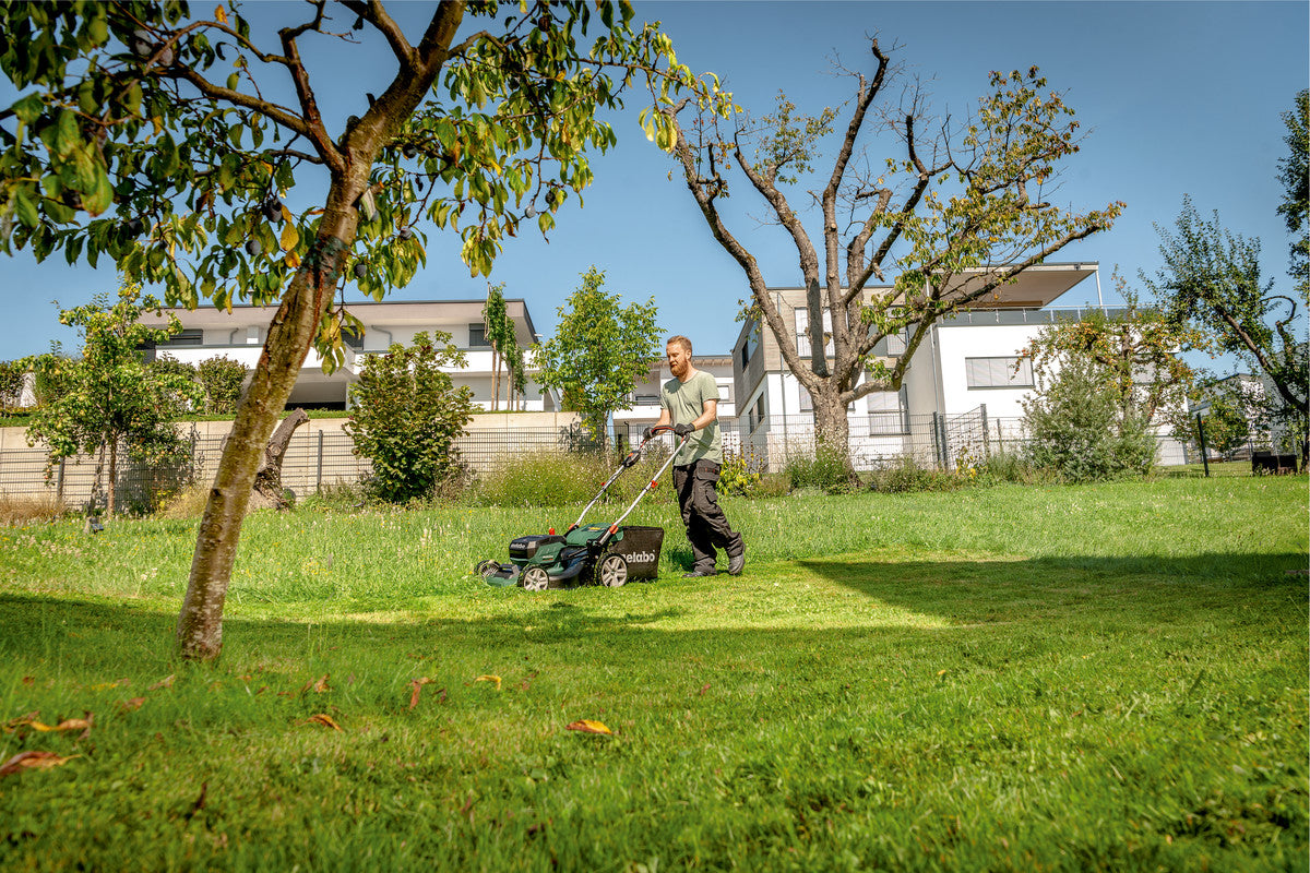 RM 36-18 LTX BL 46 (601606850) Cordless lawn mower