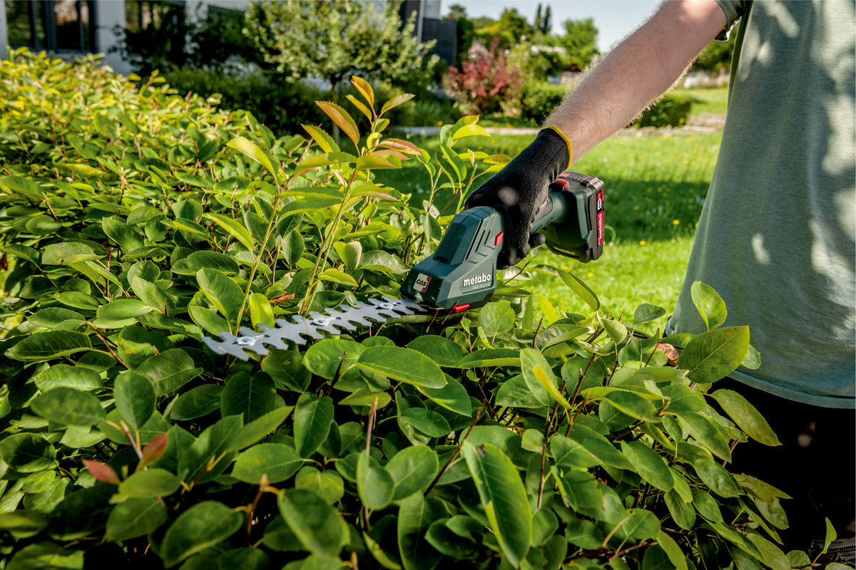 SGS 18 LTX Q (601609840) Cordless shrub and grass shears