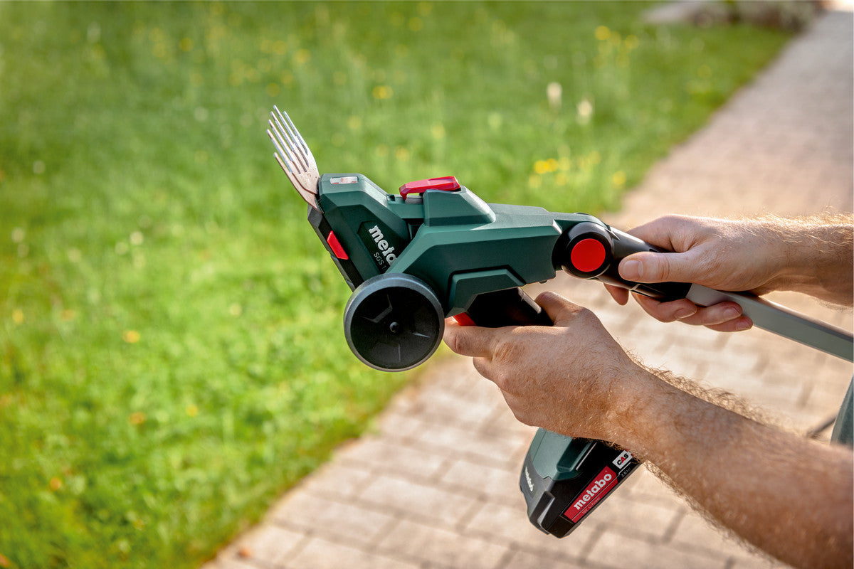 SGS 18 LTX Q (601609840) Cordless shrub and grass shears