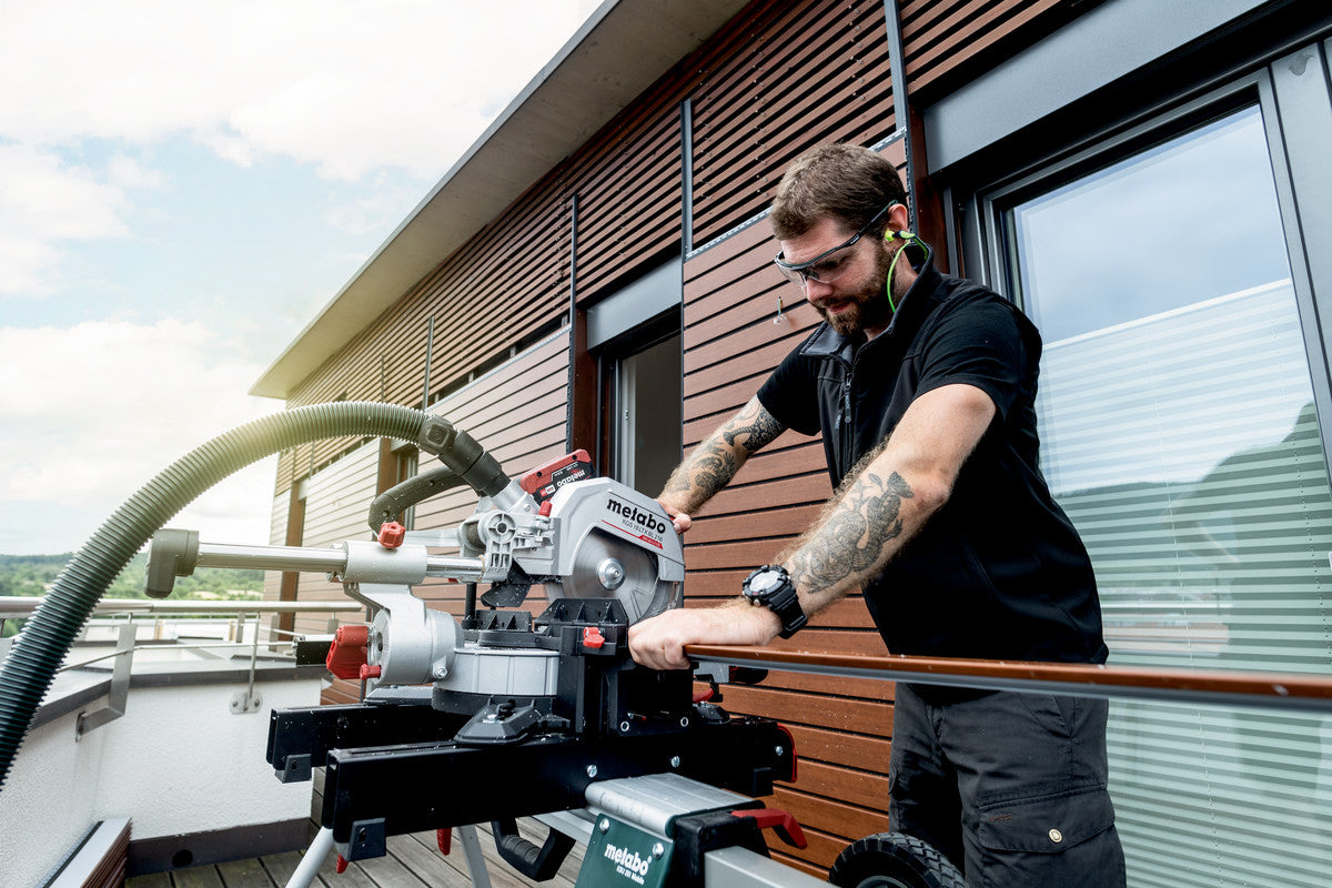 KGS 18 LTX BL 216 (614216850) Cordless mitre saw