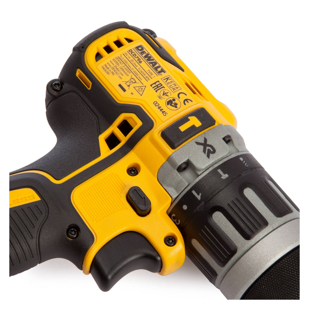 DEWALT 18V Brushless Hammer Drill | DCD796M2