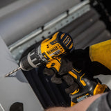 DEWALT 18V Brushless Hammer Drill | DCD796M2
