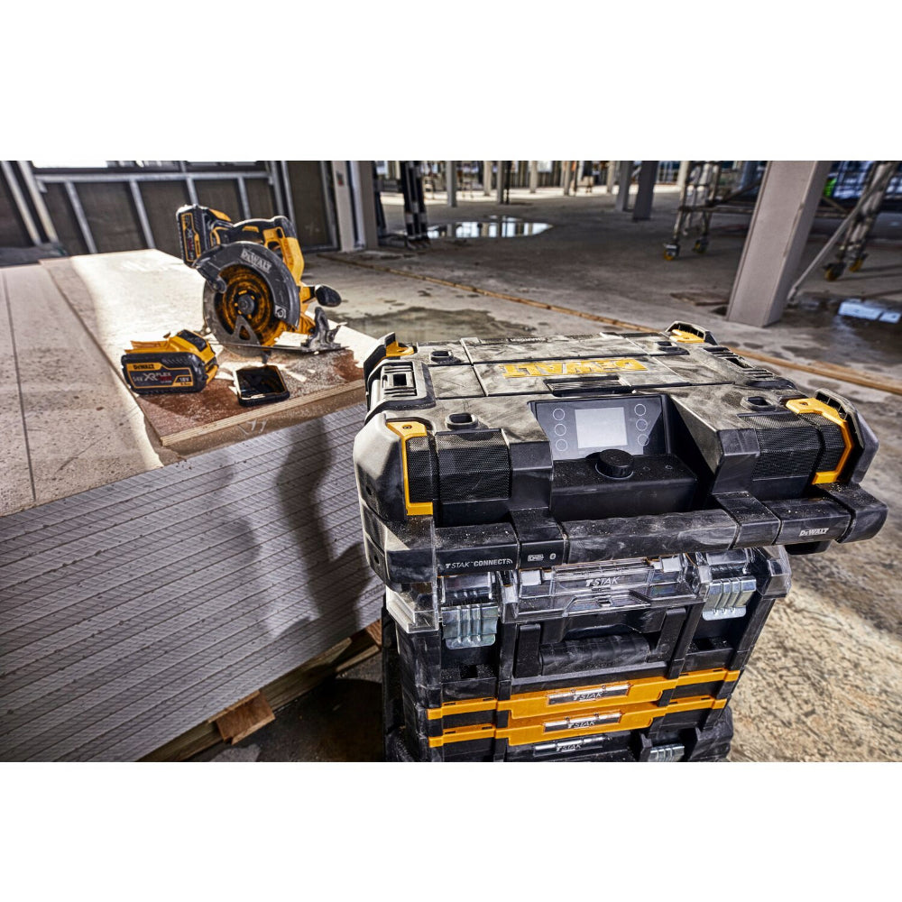 DEWALT TSTAK Radio and Charger | DWST1-81078