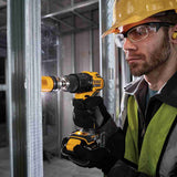 DEWALT 18V Ultra Compact Brushless Hammer Drill | DCD709L2T