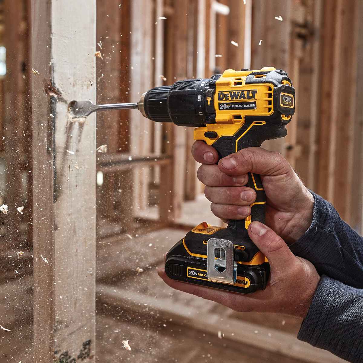 DEWALT 18V Ultra Compact Brushless Hammer Drill | DCD709L2T