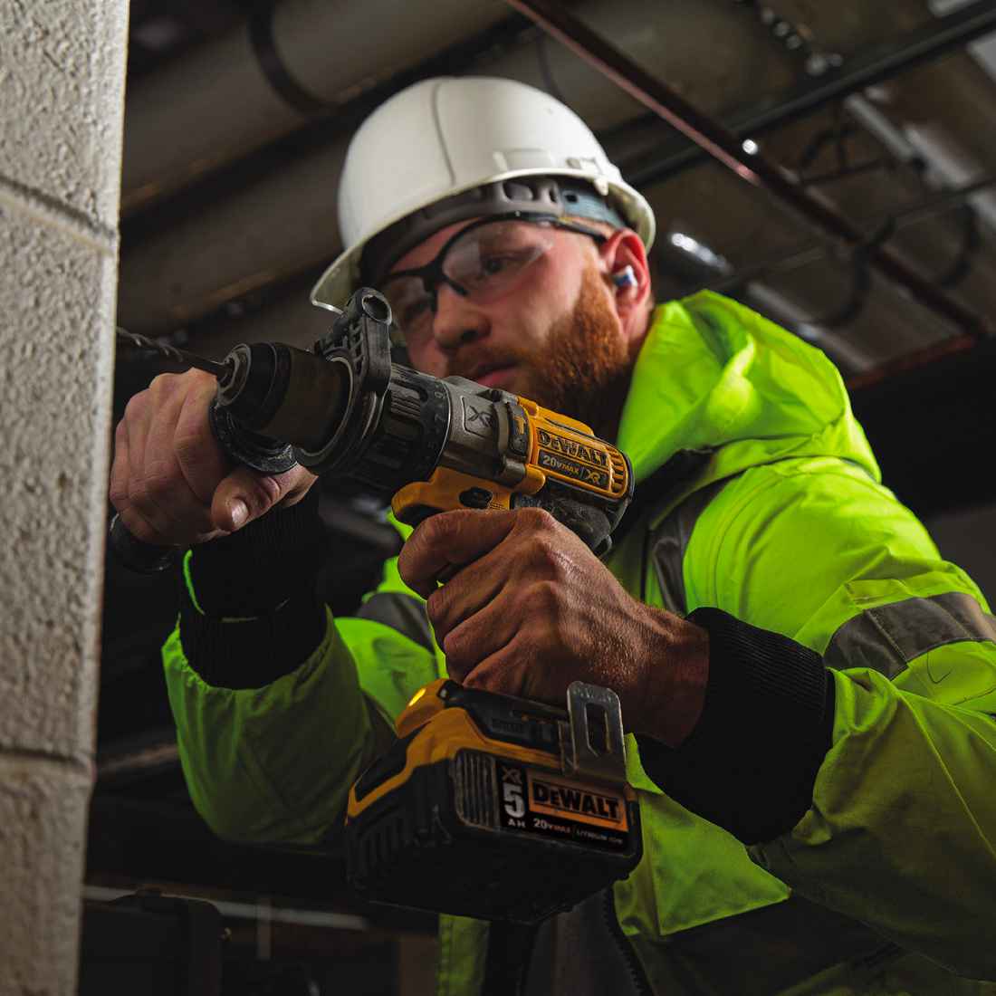 DEWALT 18V Brushless Hammer Drill | DCD996P2