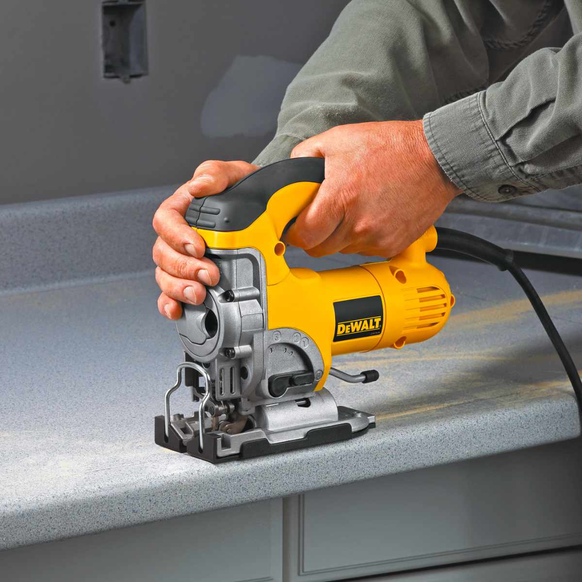 DEWALT Jigsaw 135mm 701W T/Hnd | DW331K