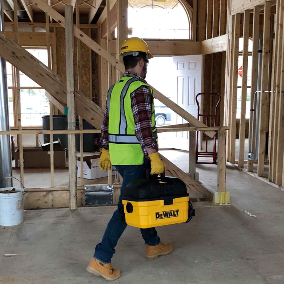 DEWALT Portable 15L Wet Dry Vacuum Cleaner | DXV15T